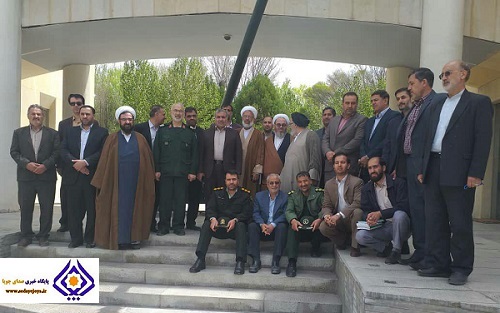 اعضای شورای اداری شاهین‌شهر و میمه از باغ‌موزه دفاع مقدس اصفهان بازدید کردند/ باغ موزه‌های دفاع‌ مقدس یادگاری از دوران تجاوز دشمن به خاک ایران است